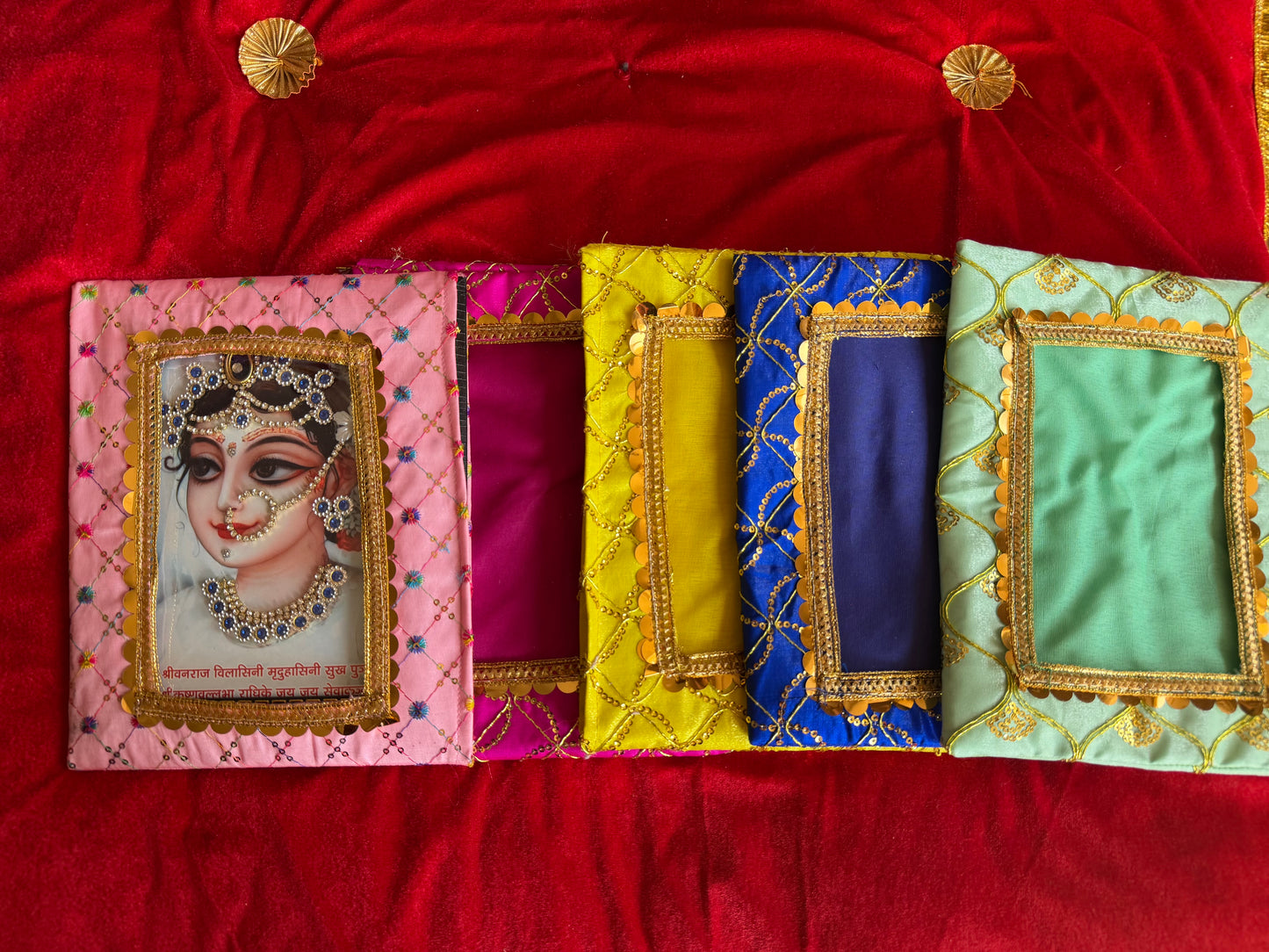 Shreeji Customised Shringar Chavi with 1 Poshakh (without Frame)