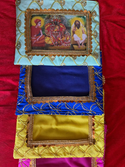 Nikunj Seva Chavi with 1 Poshakh (without Frame) - Shri Hit Sakhi