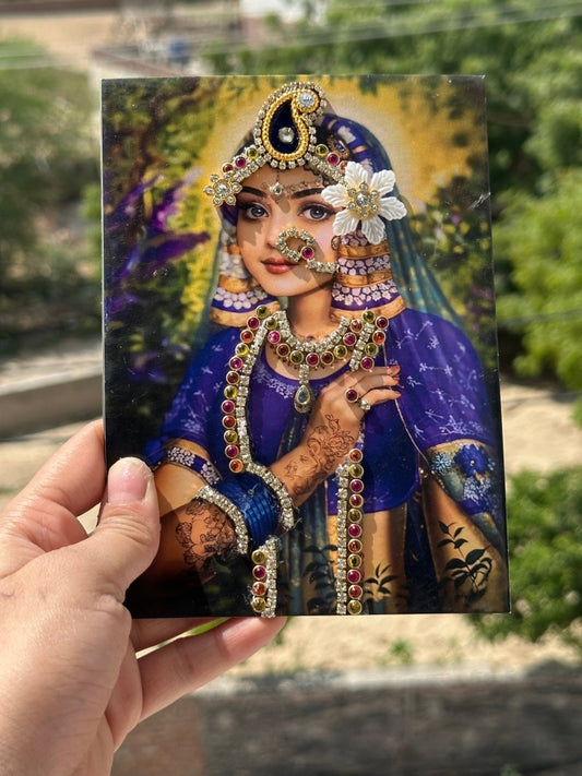 Shringar Chavi with 1 Poshakh (Without Frame) - Shri Hit Sakhi