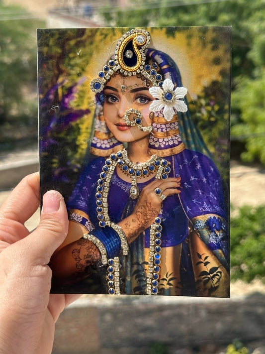 Shringar Chavi with 1 Poshakh (Without Frame) - Shri Hit Sakhi